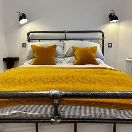 Newly Renovated Stunning Warehouse Apartment Bournemouth Esterno foto
