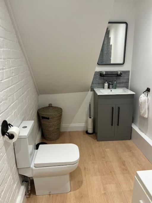 Newly Renovated Stunning Warehouse Apartment Bournemouth Esterno foto