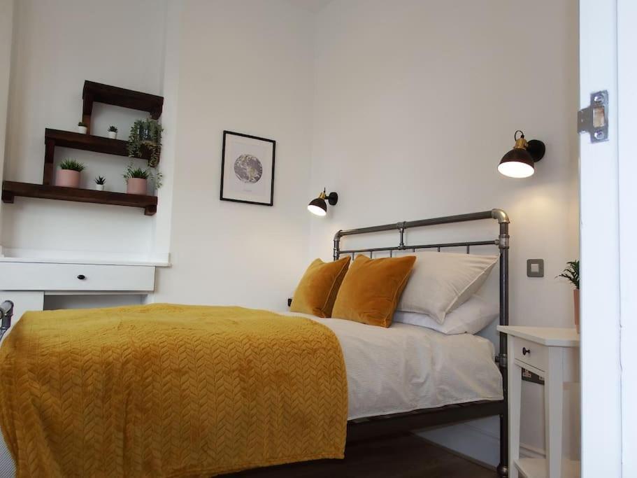Newly Renovated Stunning Warehouse Apartment Bournemouth Esterno foto